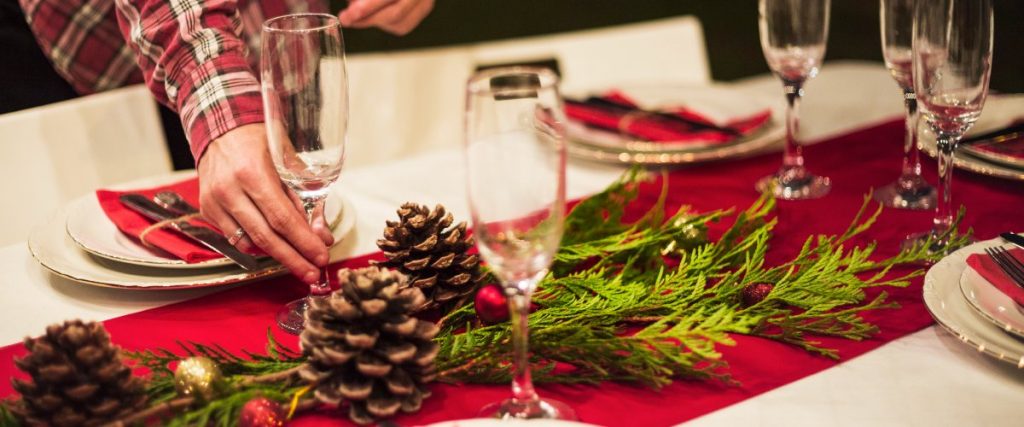 Preparar tienda online para ventas de fin de año en gastronomía: ejemplo de mesa navideña